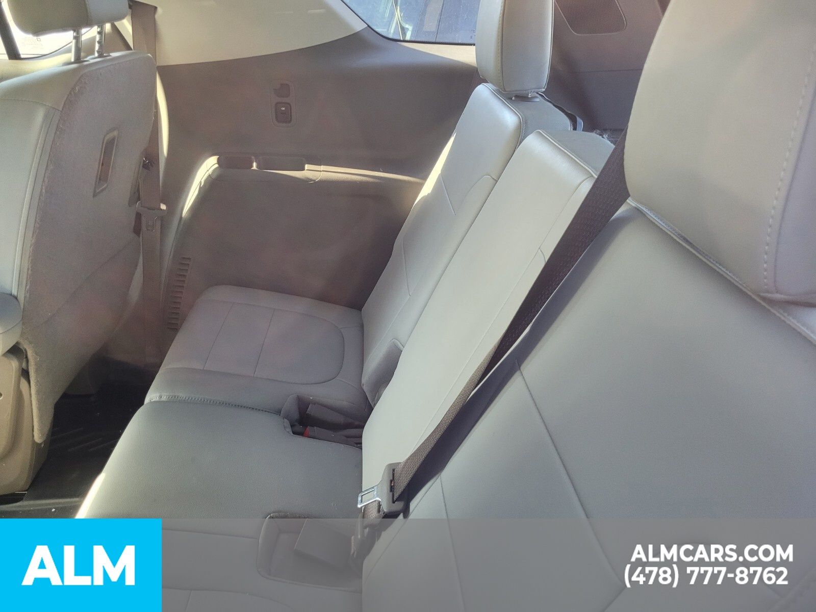 2021 Chevrolet Traverse Leather photo 3