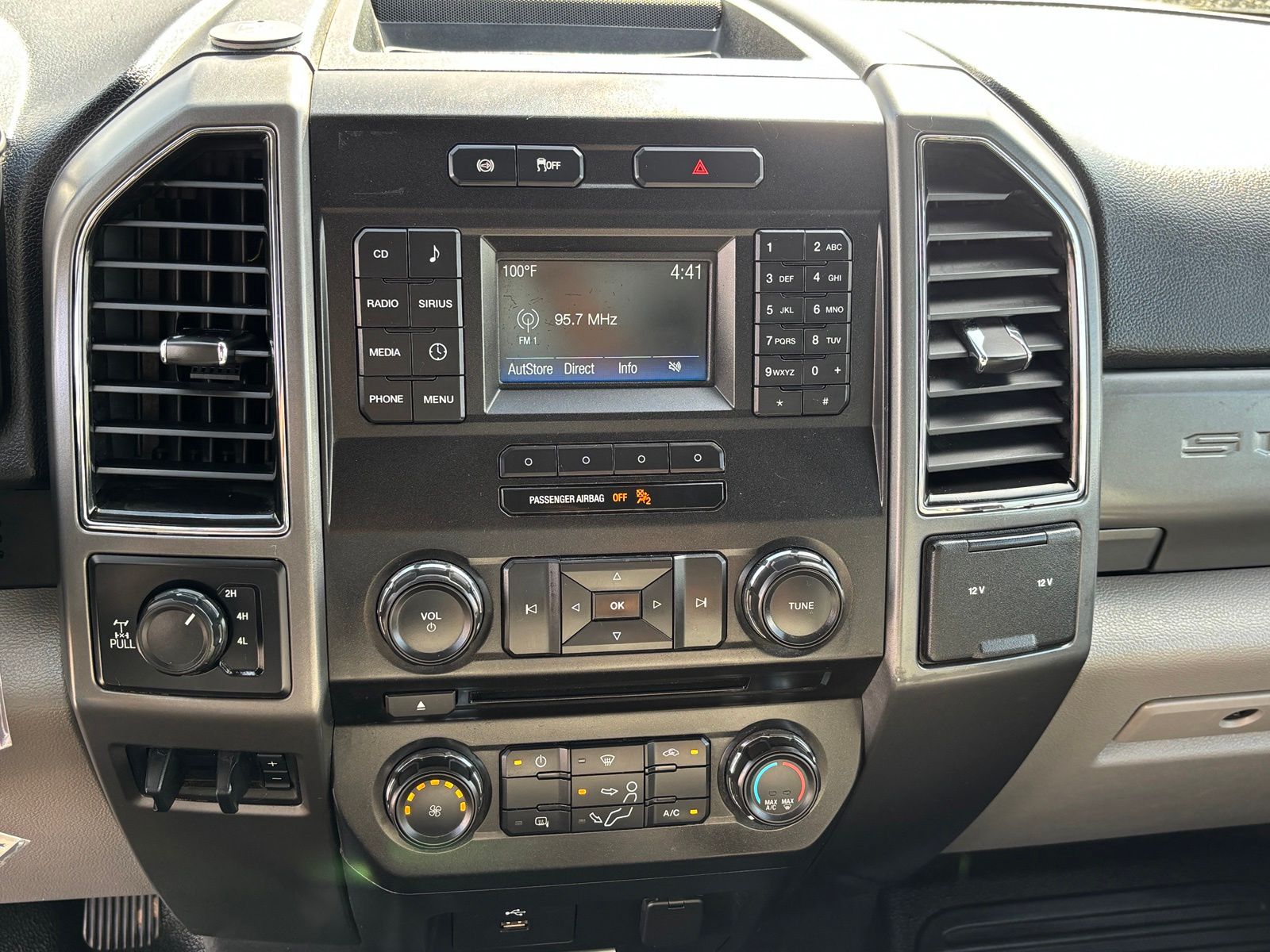 Used 2018 Ford F-350SD Truck