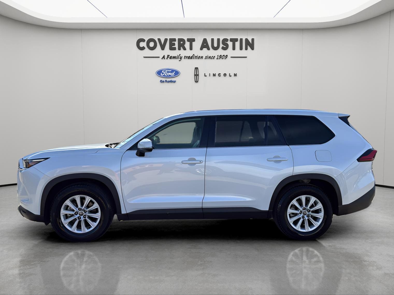 Used Car 2024 Toyota Grand Highlander  Xle For Sale Under $50,000 In Austin, Texas