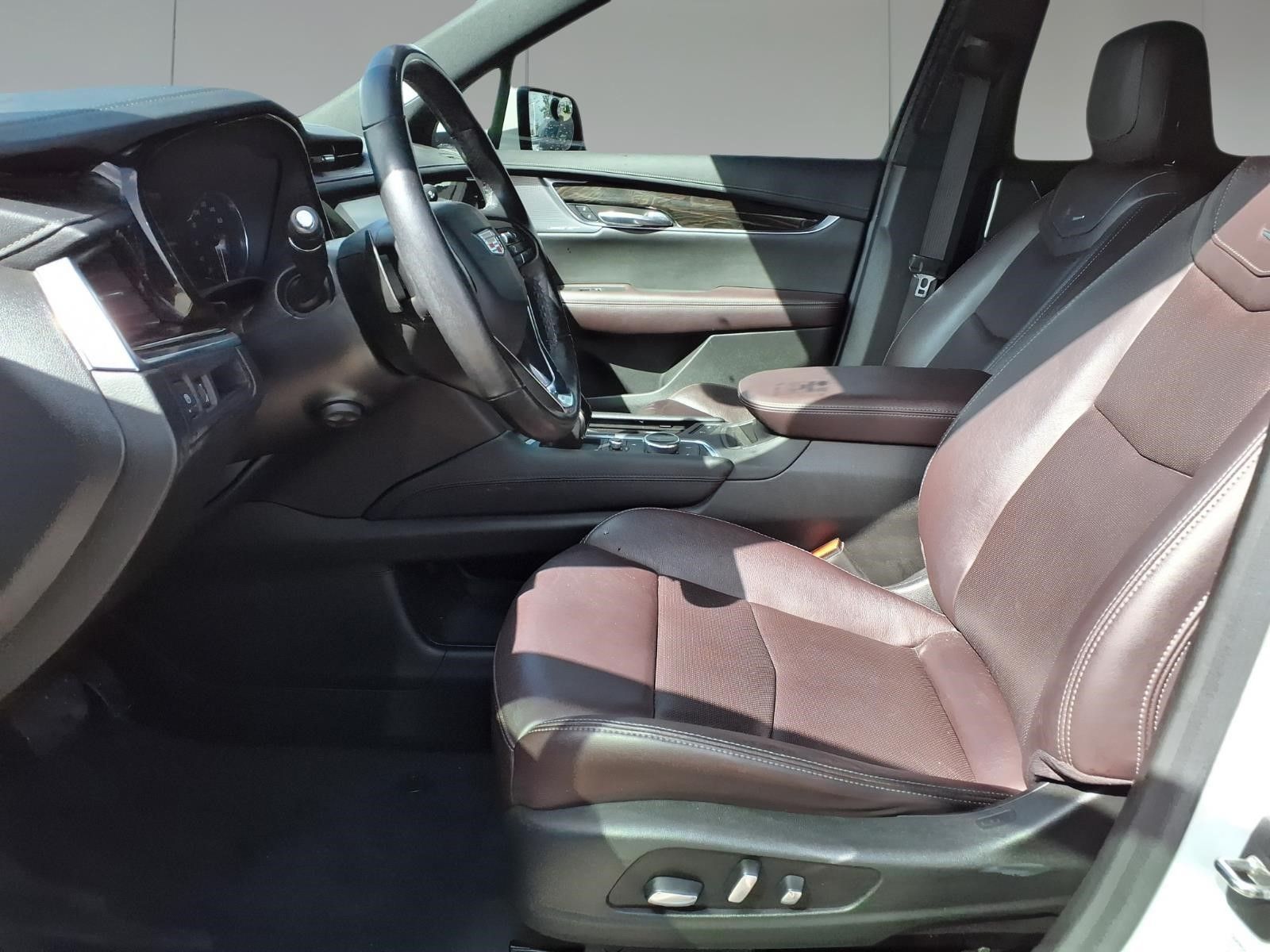 2021 Cadillac XT6 Premium Luxury White at Bayway Cadillac Southwest
