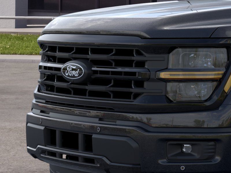 New 2026 Black Ford XLT image 17