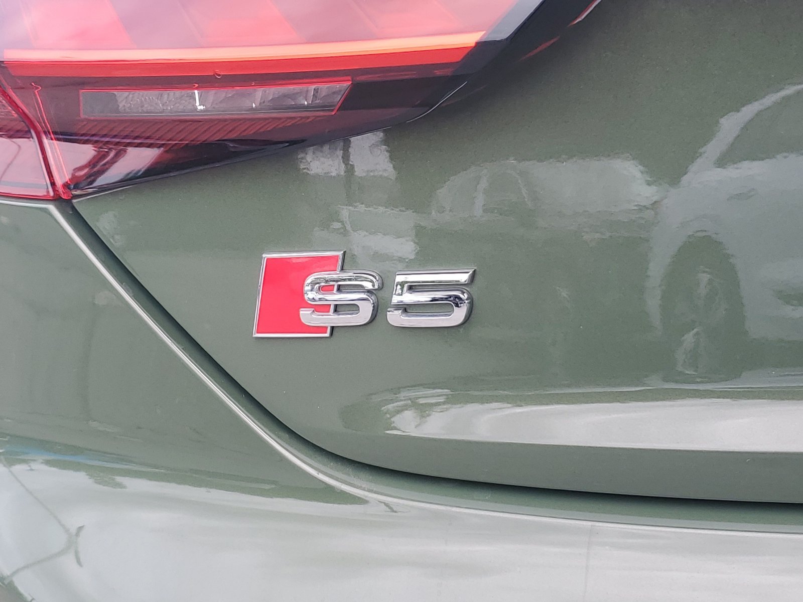 Vehicle photo