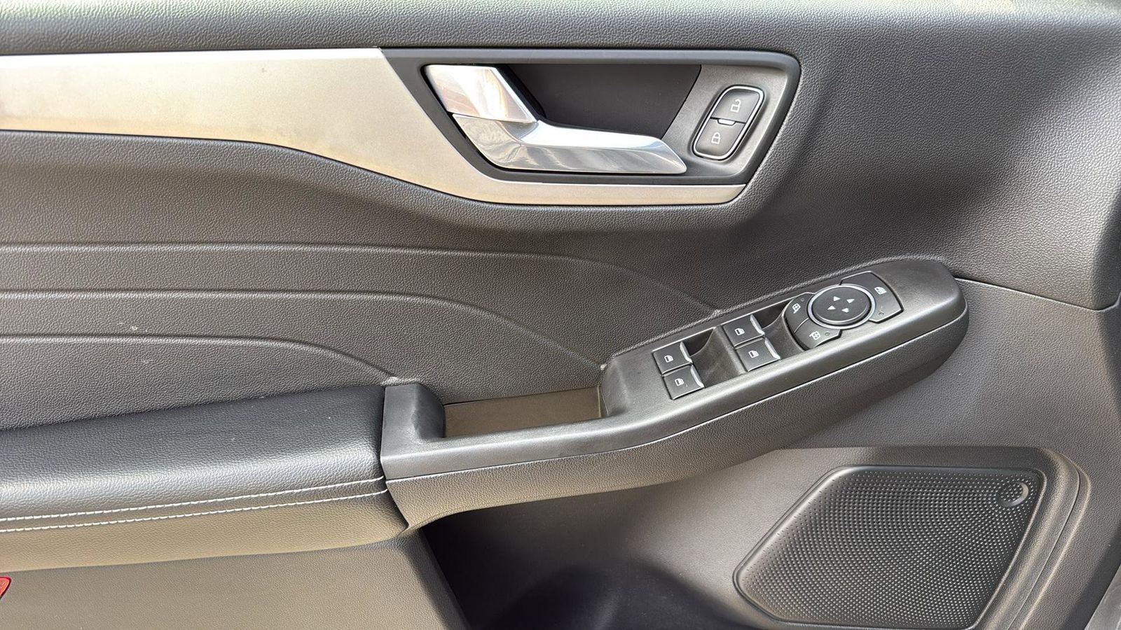 Used Car 2021 Ford Escape  Se For Sale Under $20,000 In Austin, Texas