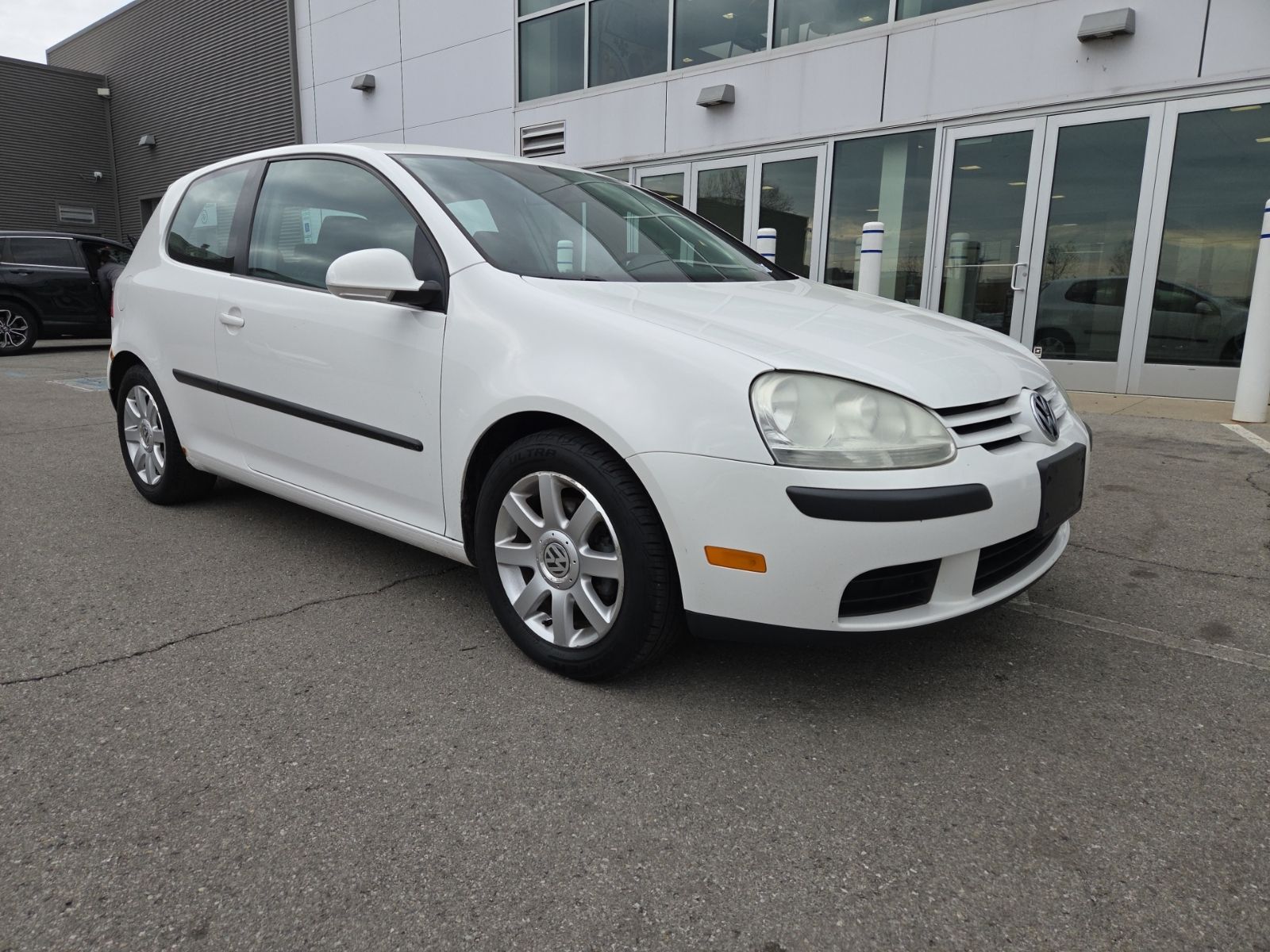 used 2009 Volkswagen Rabbit car, priced at $4,700