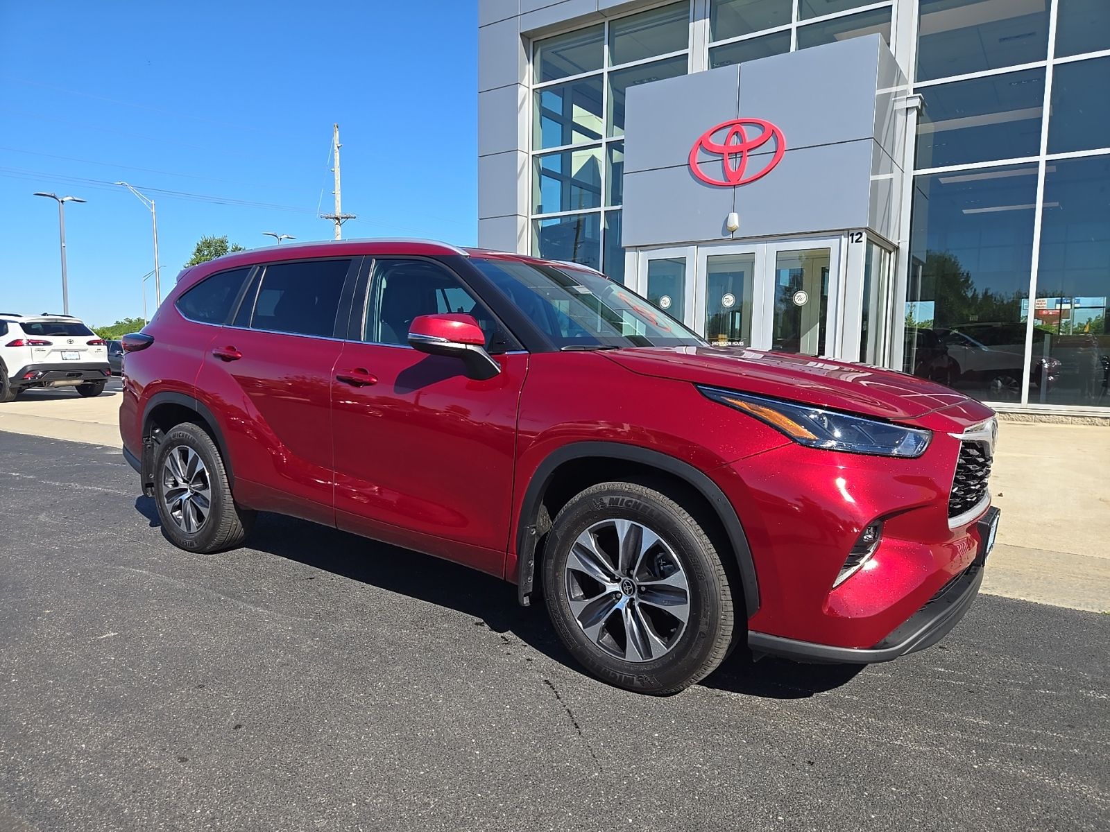 2024 Toyota Highlander XLE