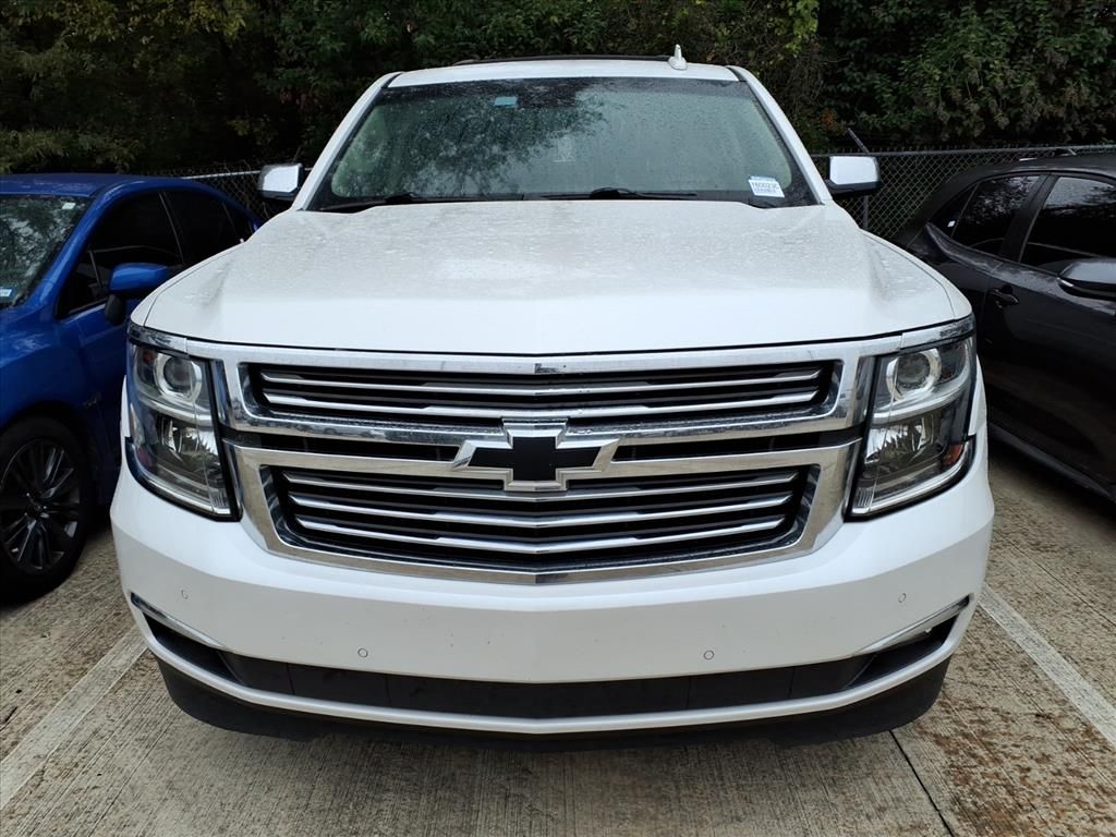 2019 Chevrolet Suburban Premier White at Victoria Chrysler Dodge Jeep Ram