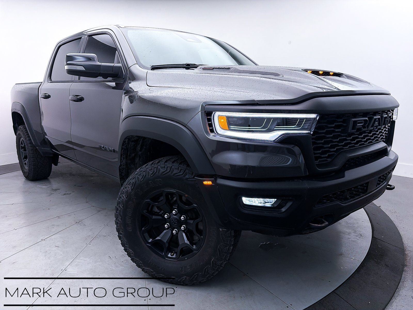 2025 RAM 1500 RHO