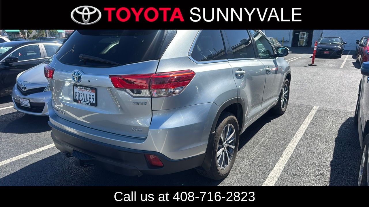 Used 2017 Toyota Highlander Hybrid SUV
