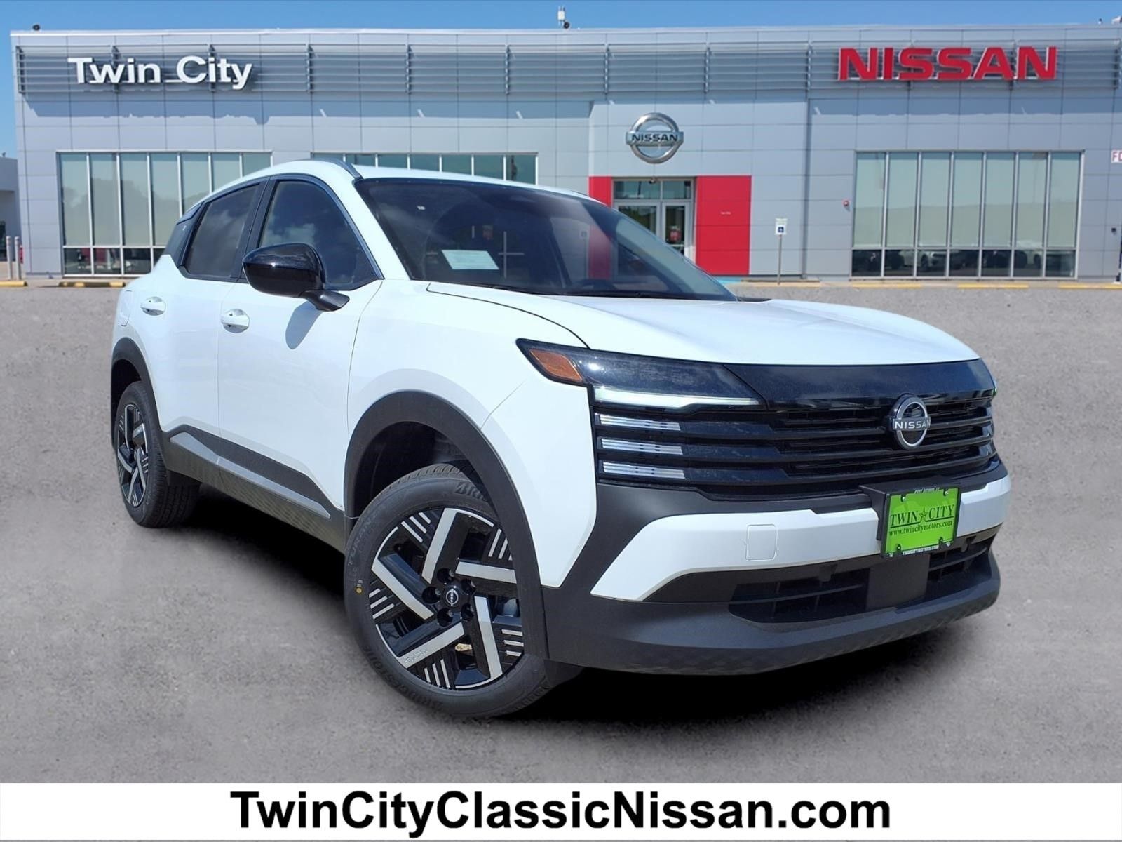 2026 Nissan Kicks 2.0 SV's photo