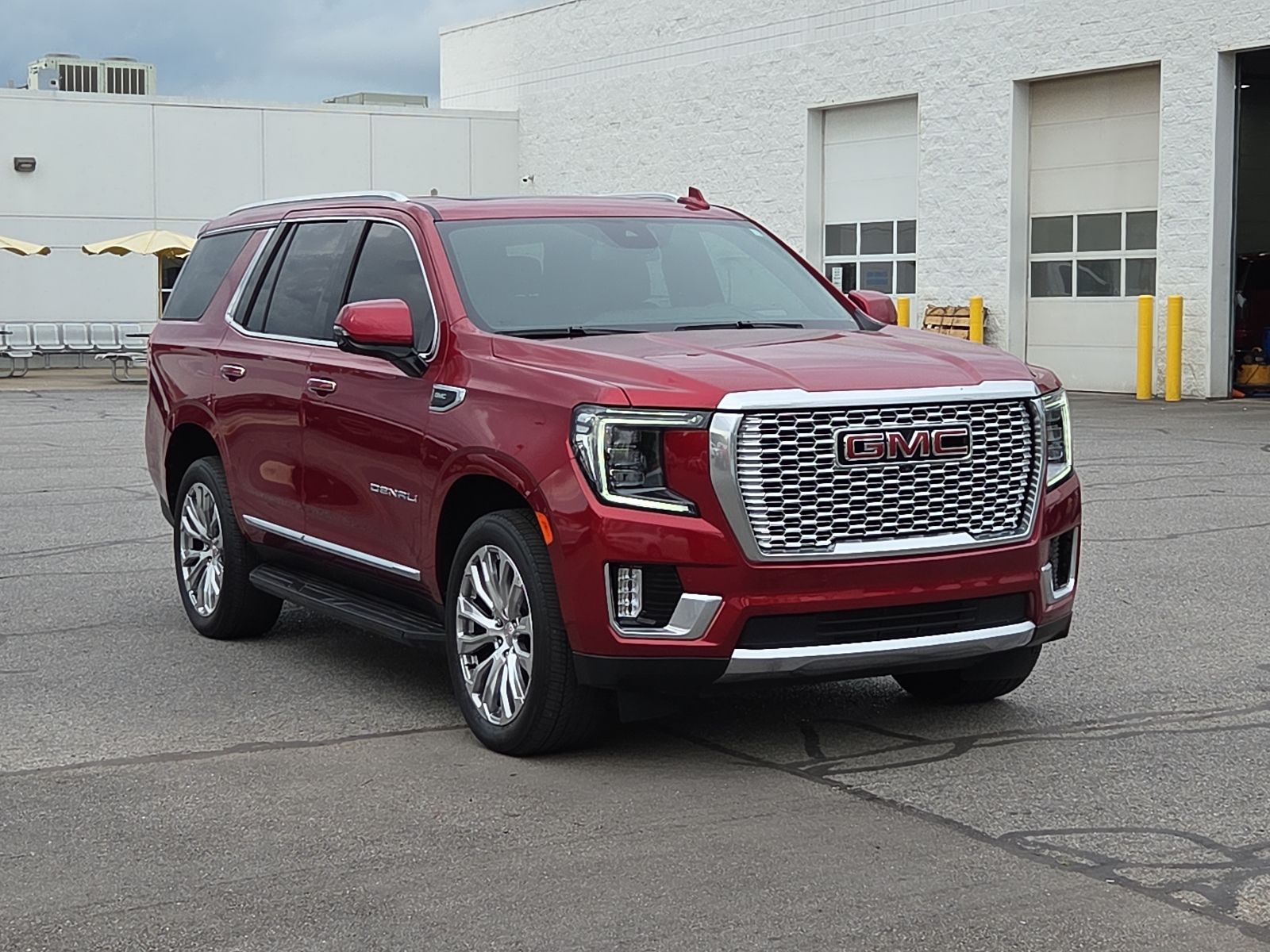 Volcanic Red Tintcoat 2024 GMC Yukon Denali 4WD SUV / Crossover Four-Wheel Drive