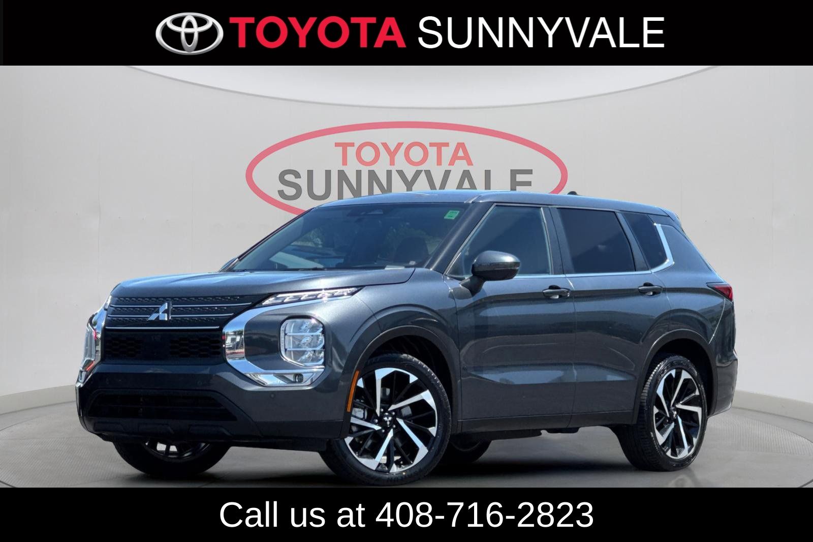 Graphite Gray 2024 Mitsubishi Outlander SE FWD SUV / Crossover Front-Wheel Drive Continuously Variable Transmission