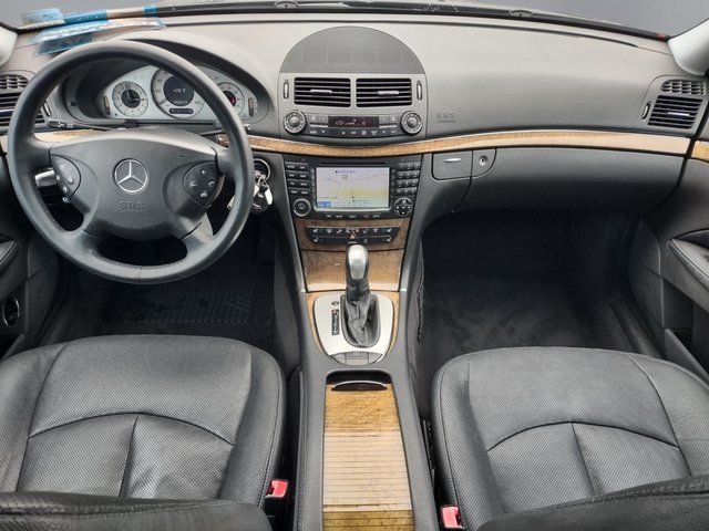Used 2006 Black Mercedes-Benz E 500 image 3