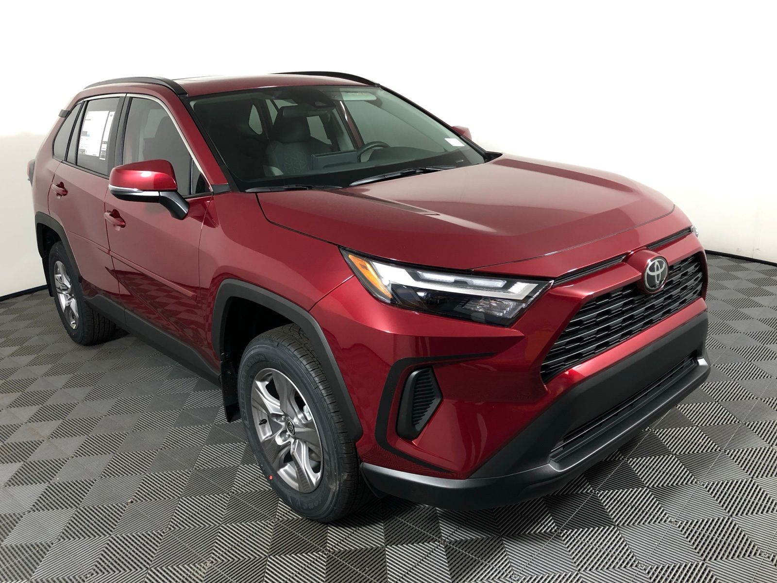 Thumbnail: 2025 Toyota RAV4 - 3