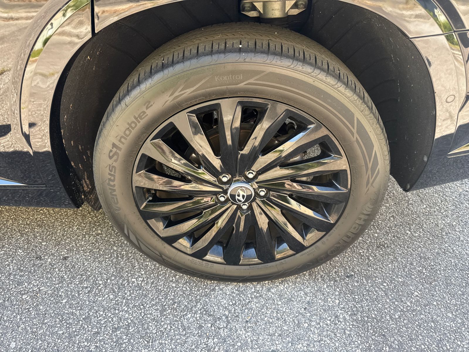 Used 2025 Black Hyundai Calligraphy Night Edition image 20