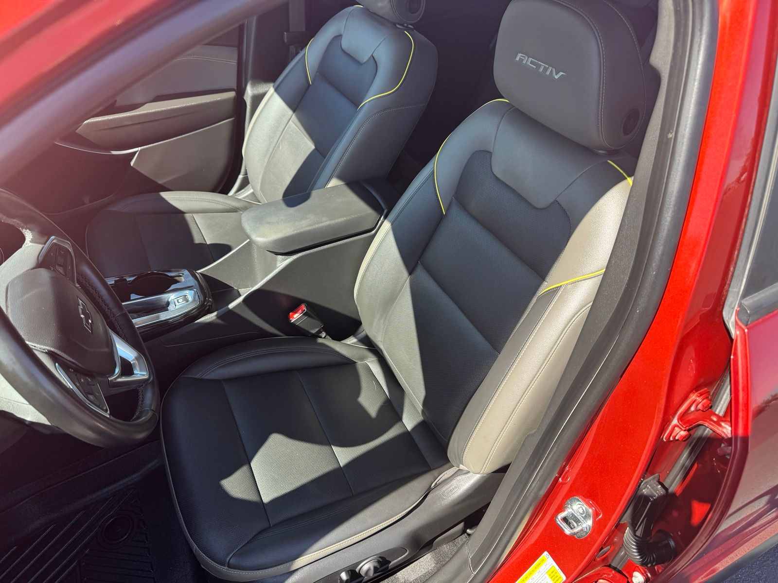 Used 2024 Chevrolet Trax SUV