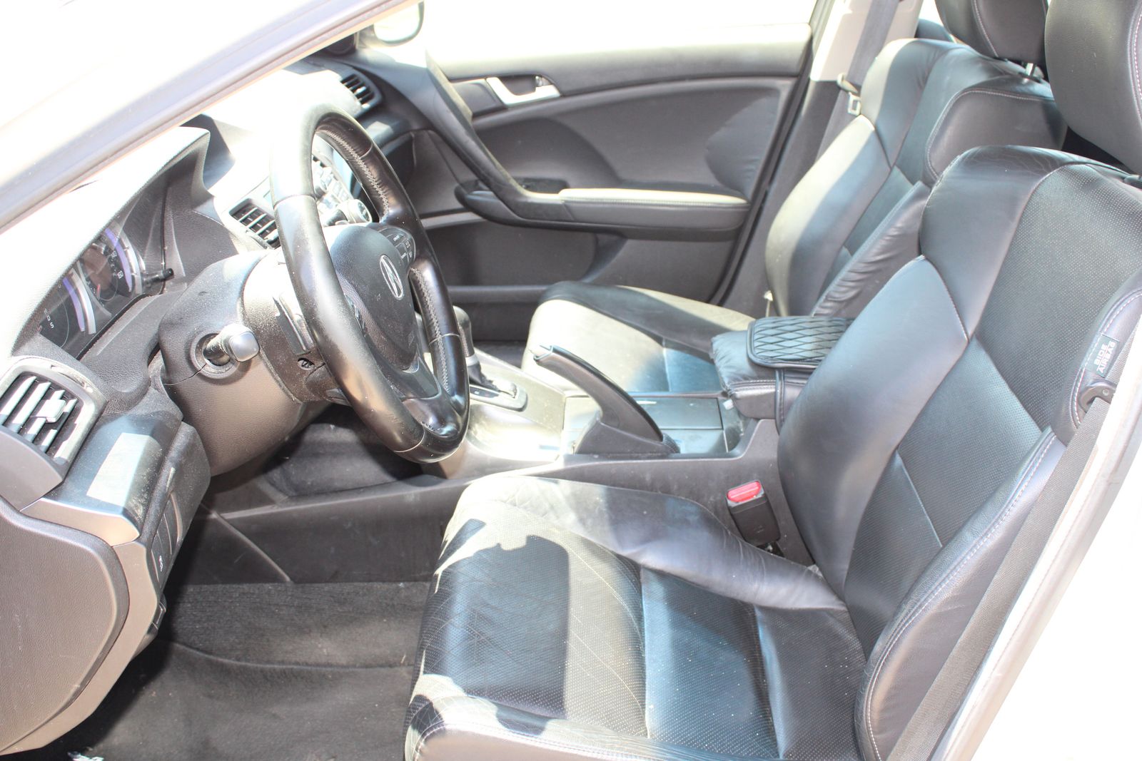 Used 2012 Silver Acura 2.4 image 11