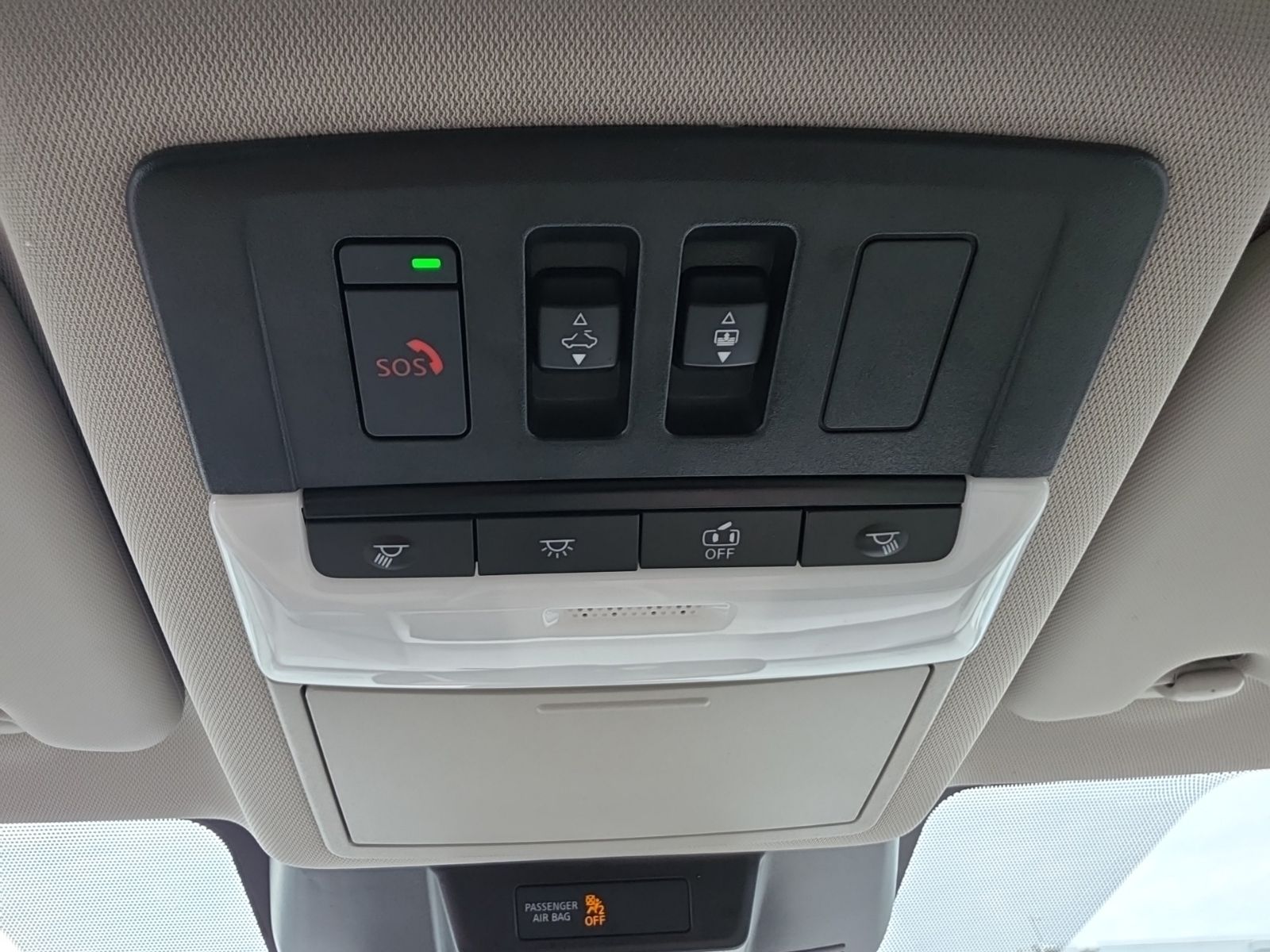 Used 2023 Black Nissan SL image 41