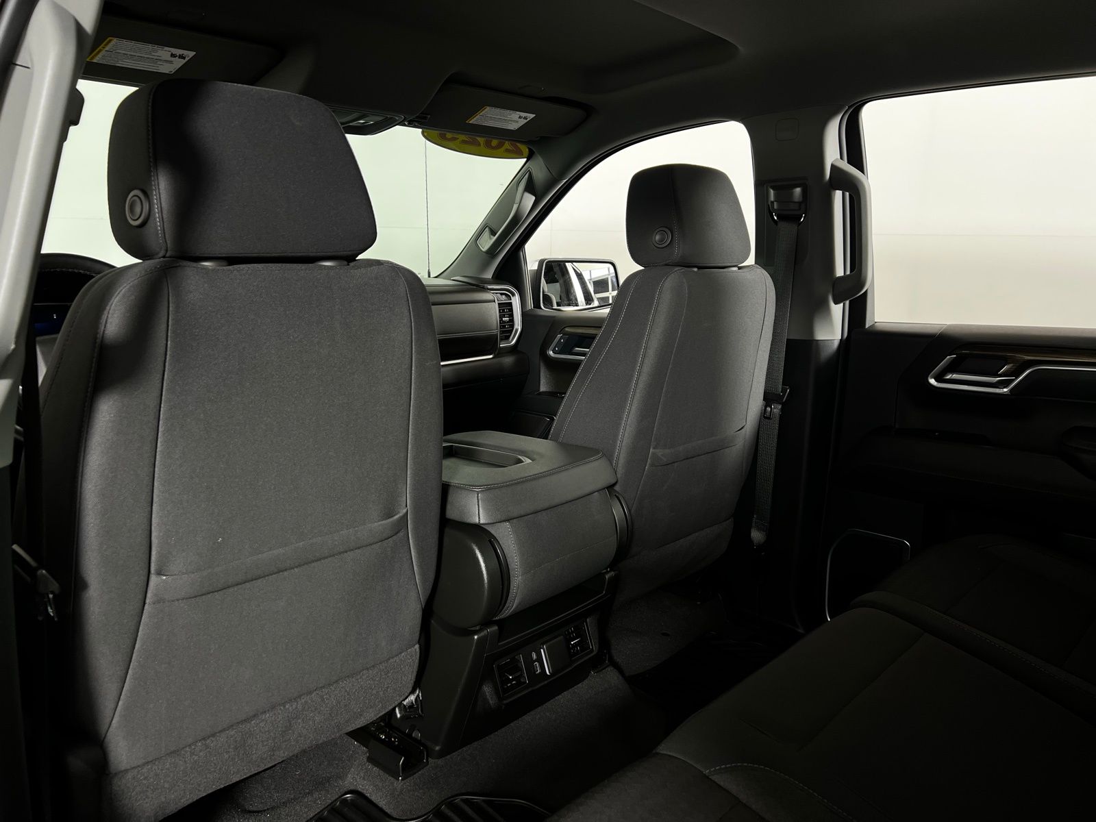 Thumbnail: 2025 Chevrolet Silverado 1500 - 7