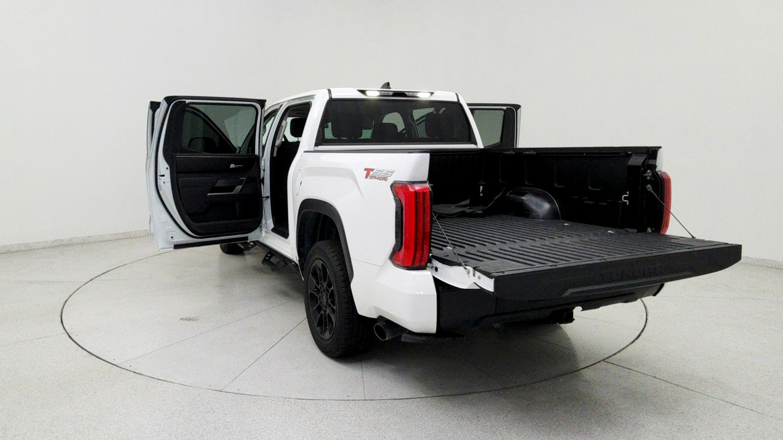 Used 2023 White Toyota SR5 image 13
