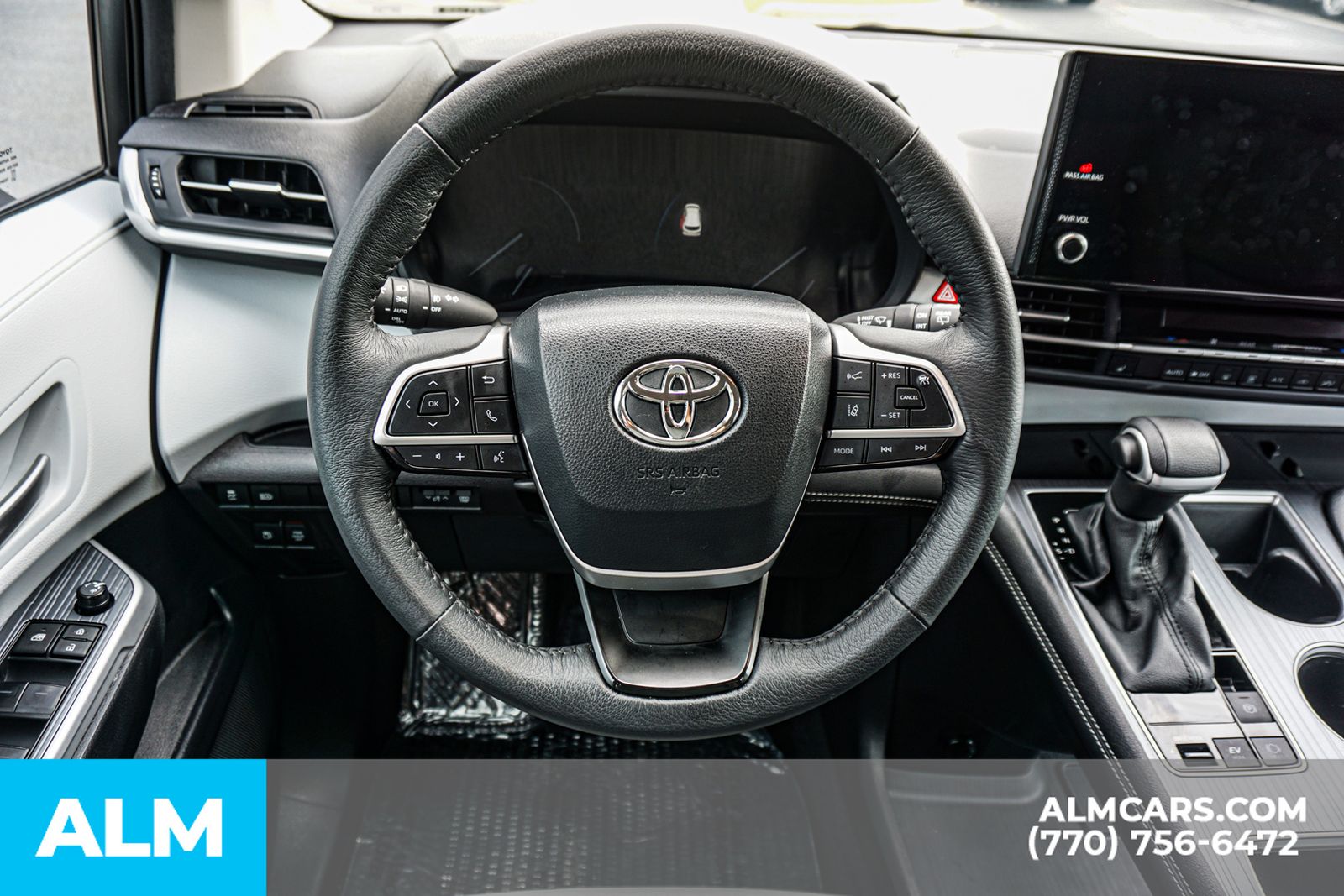 Used 2025 Beige Toyota XLE image 31