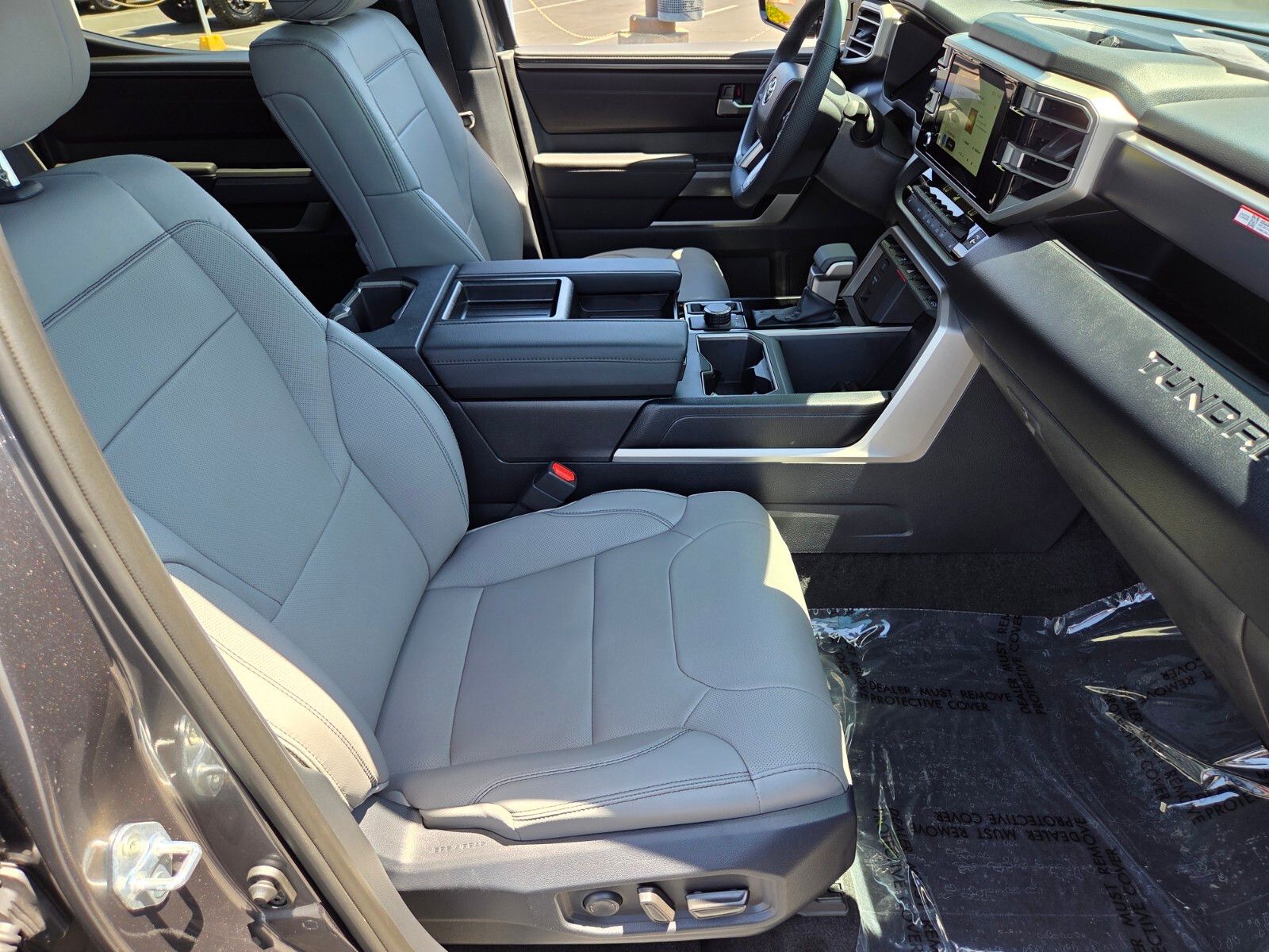 2026 Toyota Tundra SR5 - Photo 15