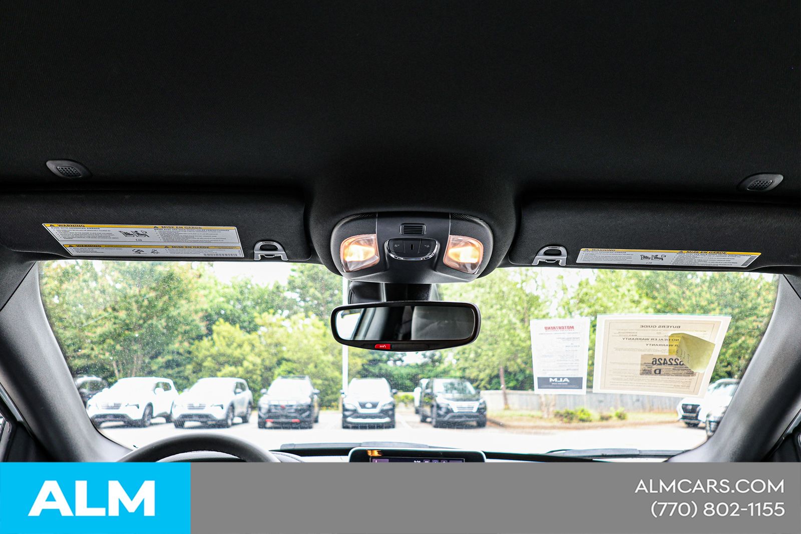 Used 2025 White Jeep Latitude image 46