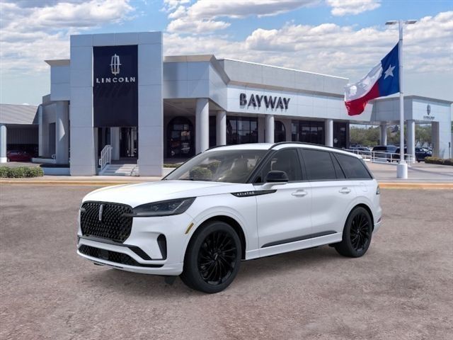 Pristine White Metallic Tri-Coat 2026 Lincoln Aviator SUV / Crossover All-Wheel Drive Automatic