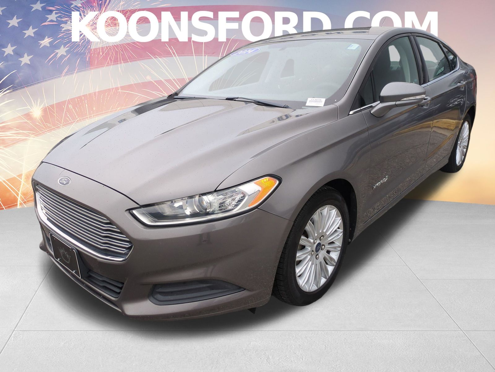 Sterling Gray Metallic 2014 Ford Fusion Hybrid Sedan Front-Wheel Drive Continuously Variable Transmission
