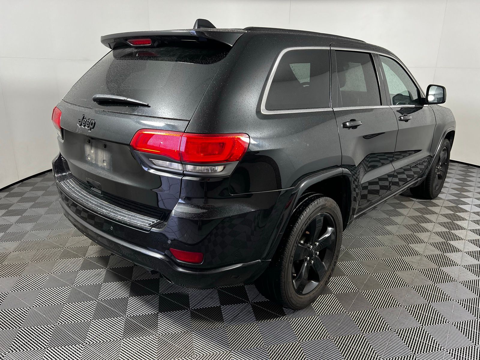 Thumbnail: 2015 Jeep Grand Cherokee - 5