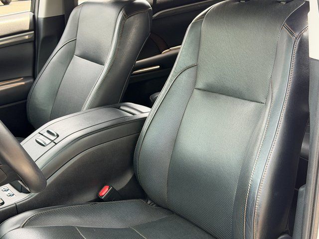 Used 2019 Blizzard Pearl Toyota Limited Platinum image 33