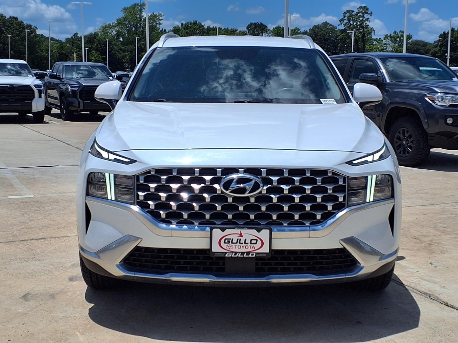 2022 Hyundai Santa Fe SEL - 4