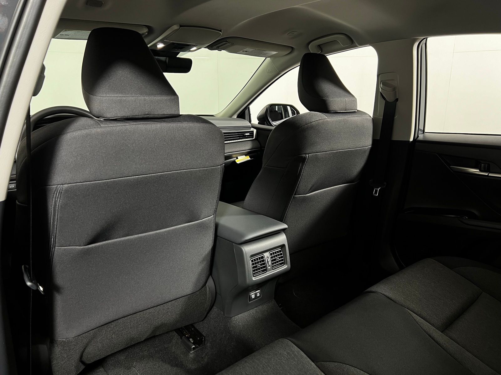 Thumbnail: 2025 Toyota Camry - 16