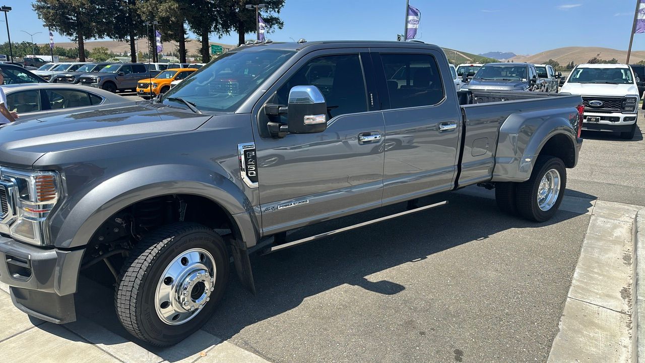 Gray Metallic 2022 Ford F-450 Super Duty Pickup Truck Four-Wheel Drive Automatic