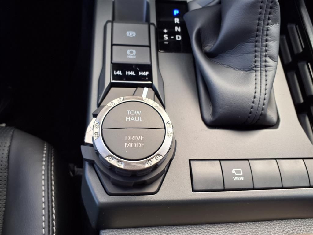 2026 Toyota 4Runner Limited - 9