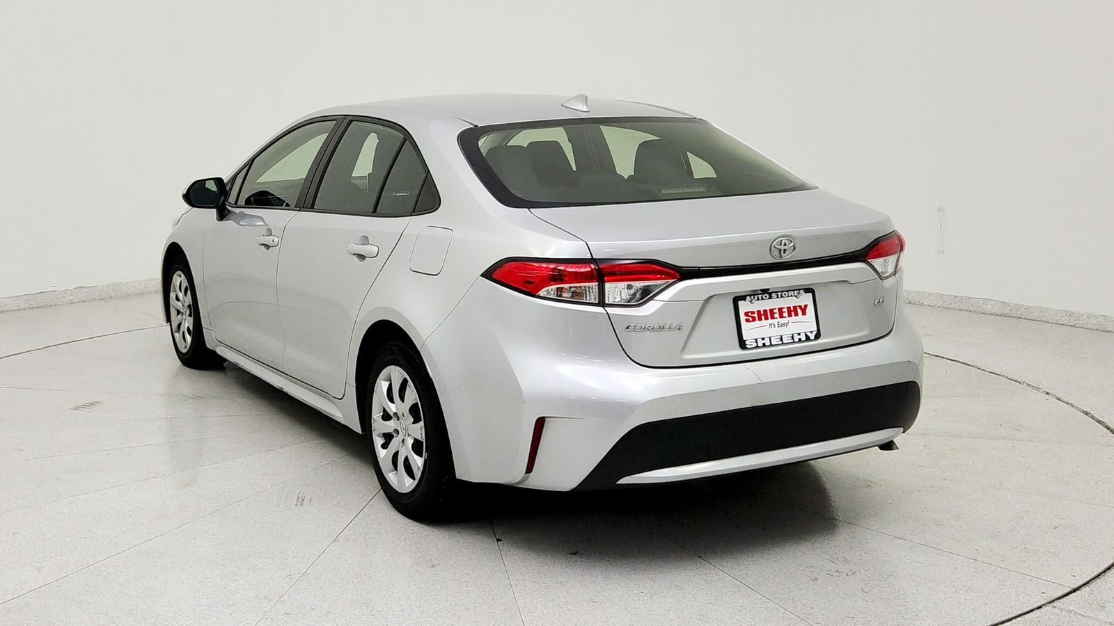 Used 2021 Silver Toyota LE image 5