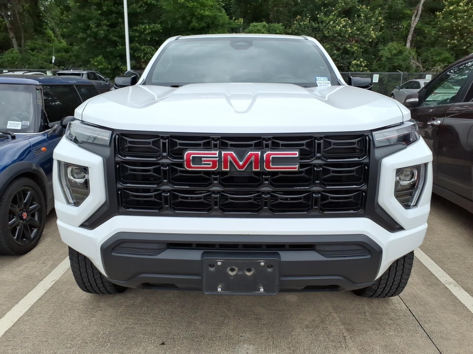 2024 GMC Canyon Elevation White at Toyota of Victoria