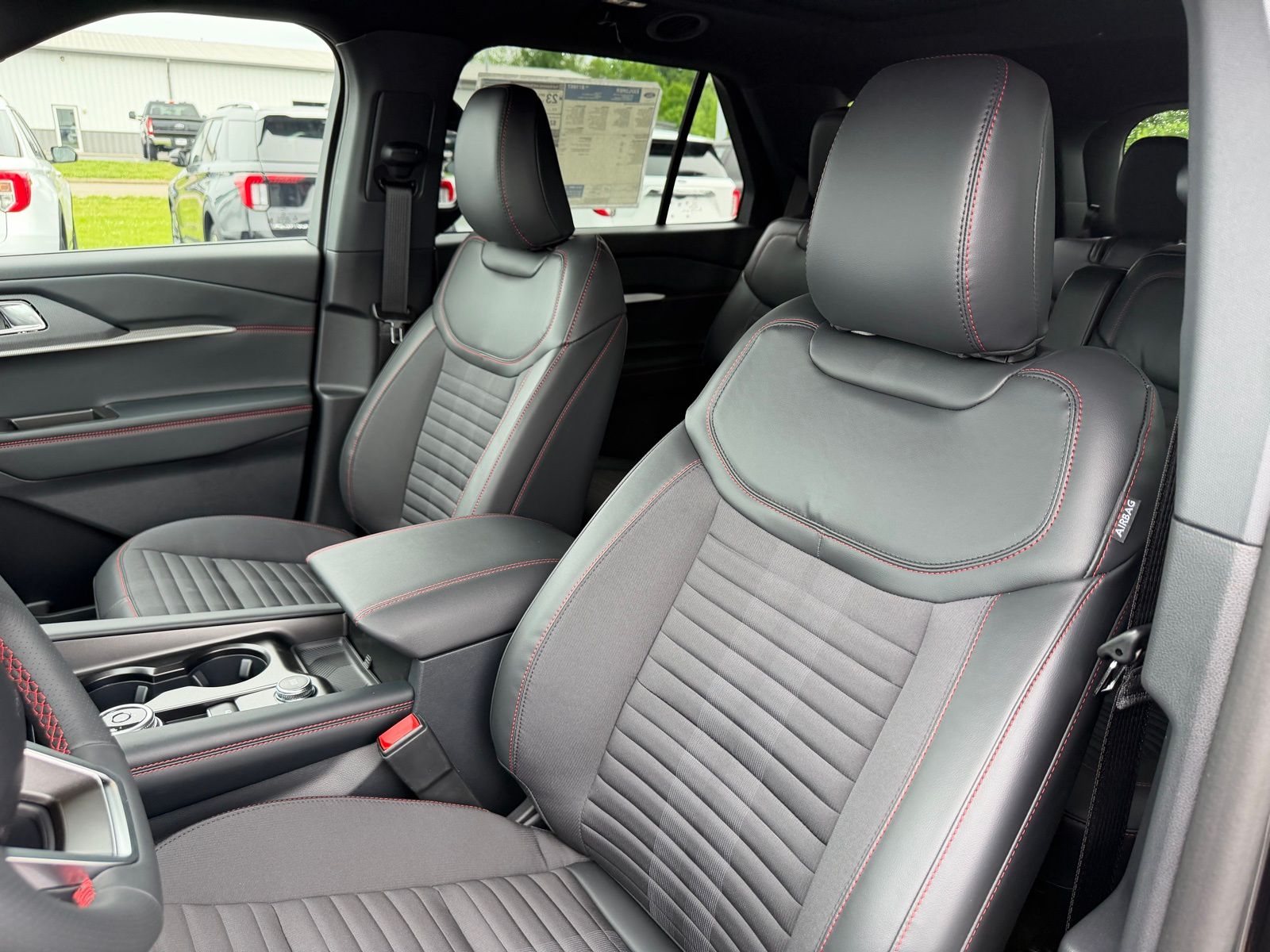 2026 Ford Explorer image 13