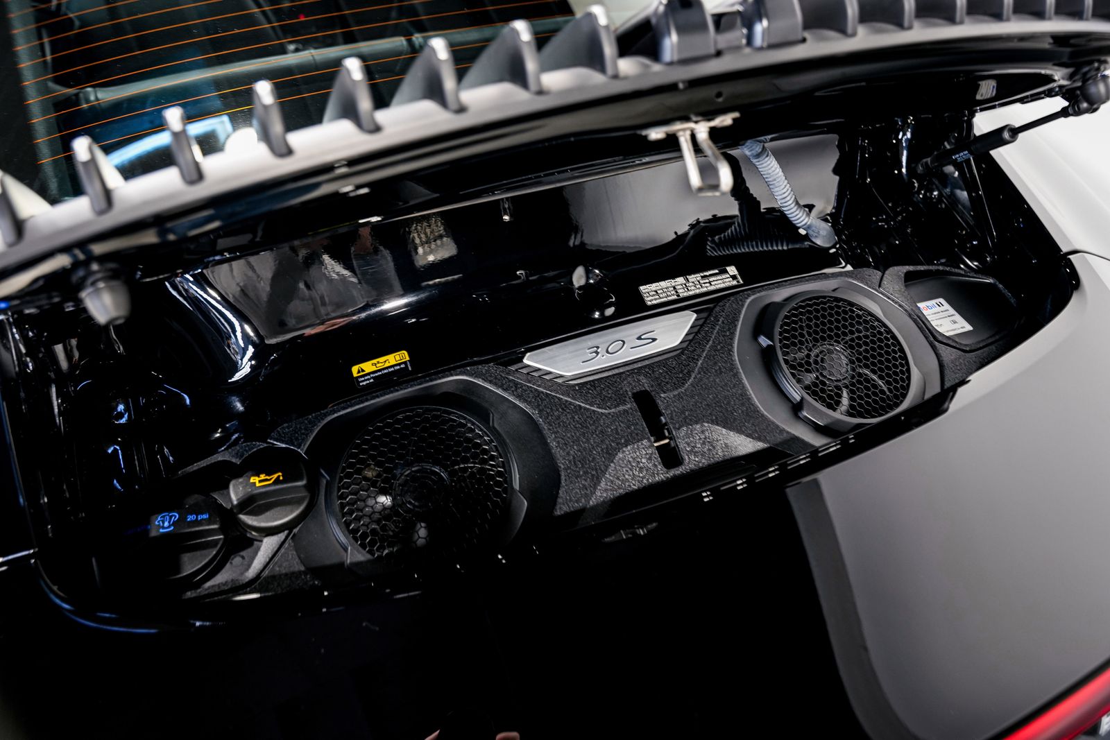 2022 Porsche 911 Carrera 4S — photo 43