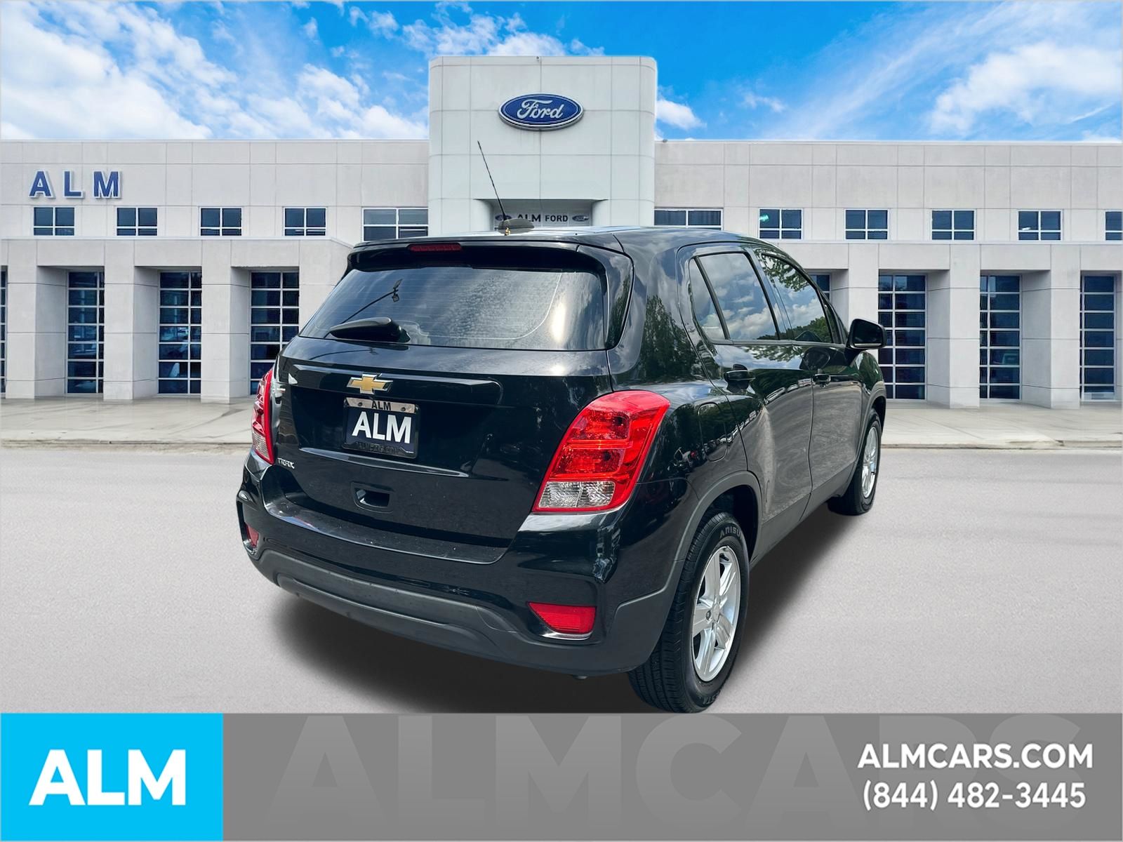 Used 2019 Black Chevrolet LS image 5