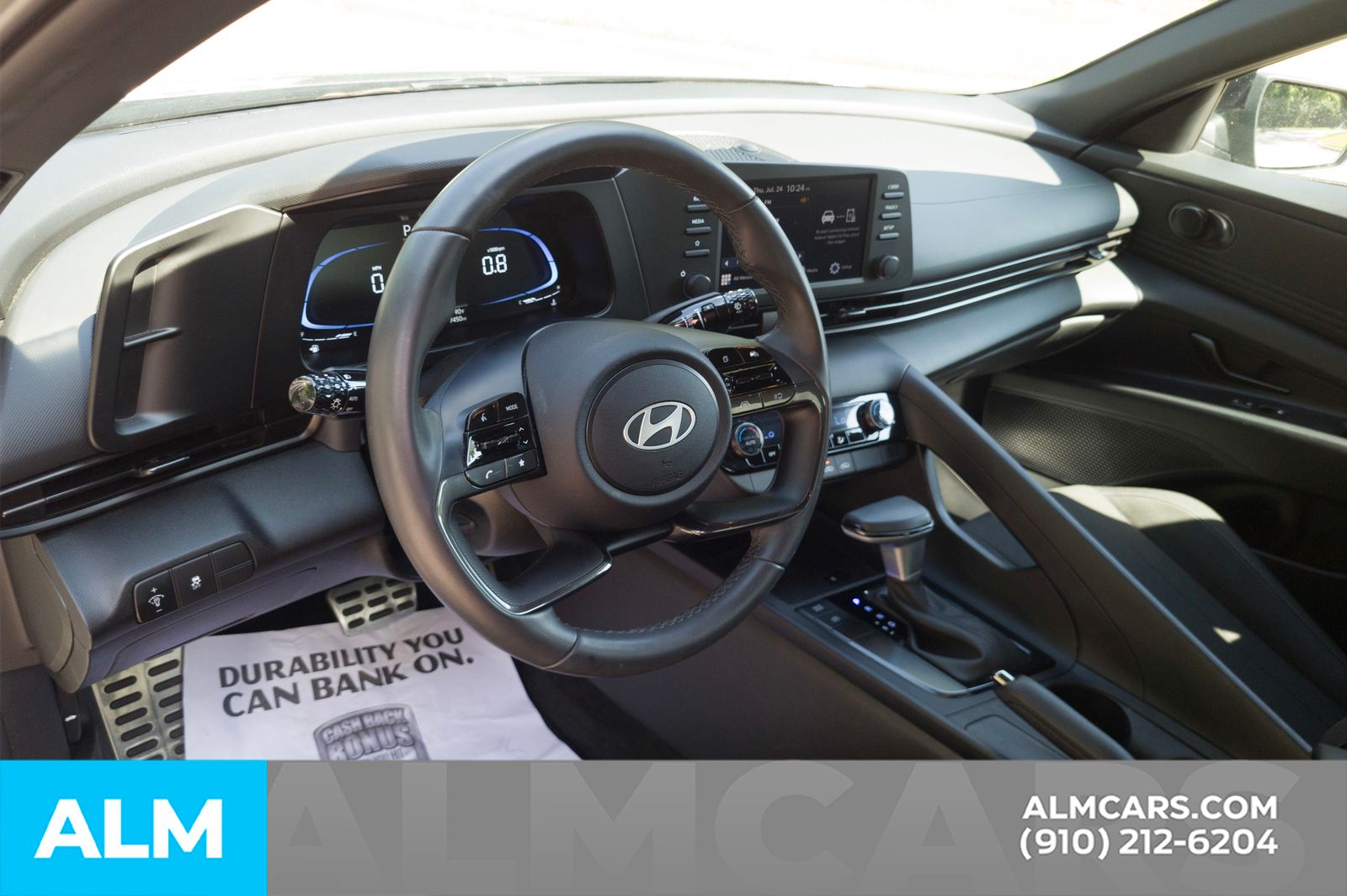 2025 Hyundai Elantra SEL Sport photo 11