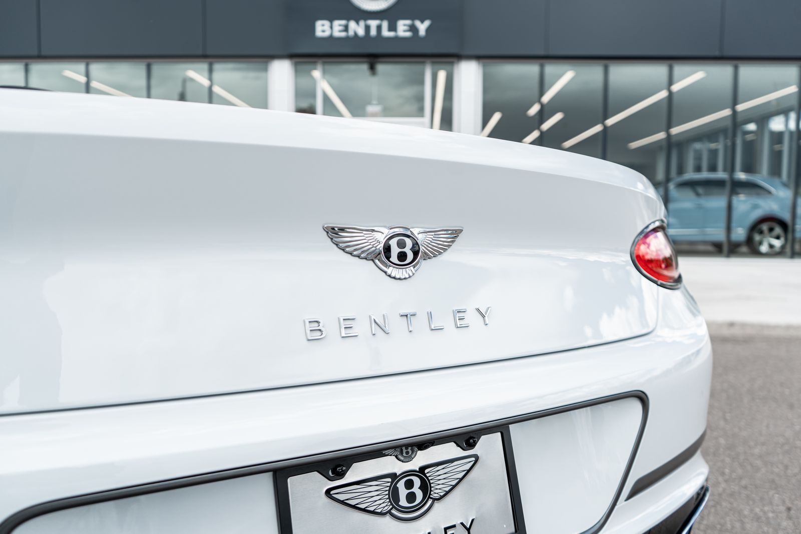 2024 Bentley Continental GTC Mulliner - Photo 10