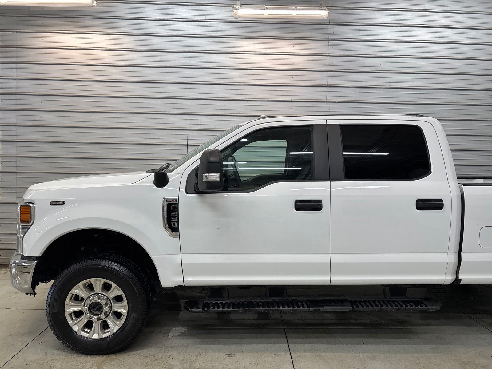 2022 Ford F-250 Super Duty XL - Image 3
