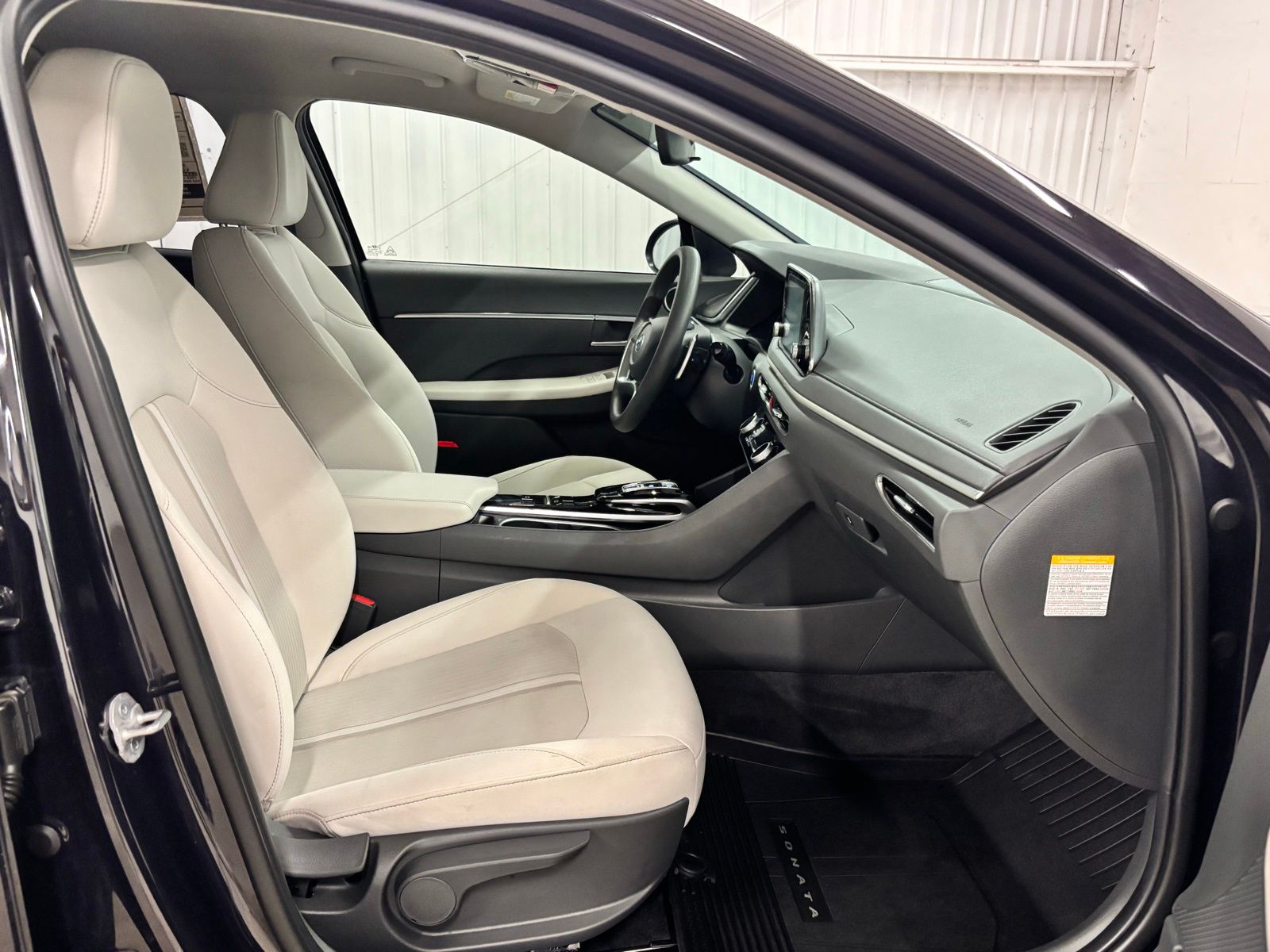 Used 2023 Blue Hyundai Blue image 21