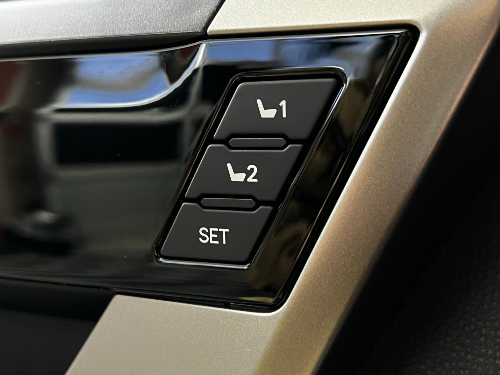 Thumbnail: 2026 Toyota Sequoia - 15