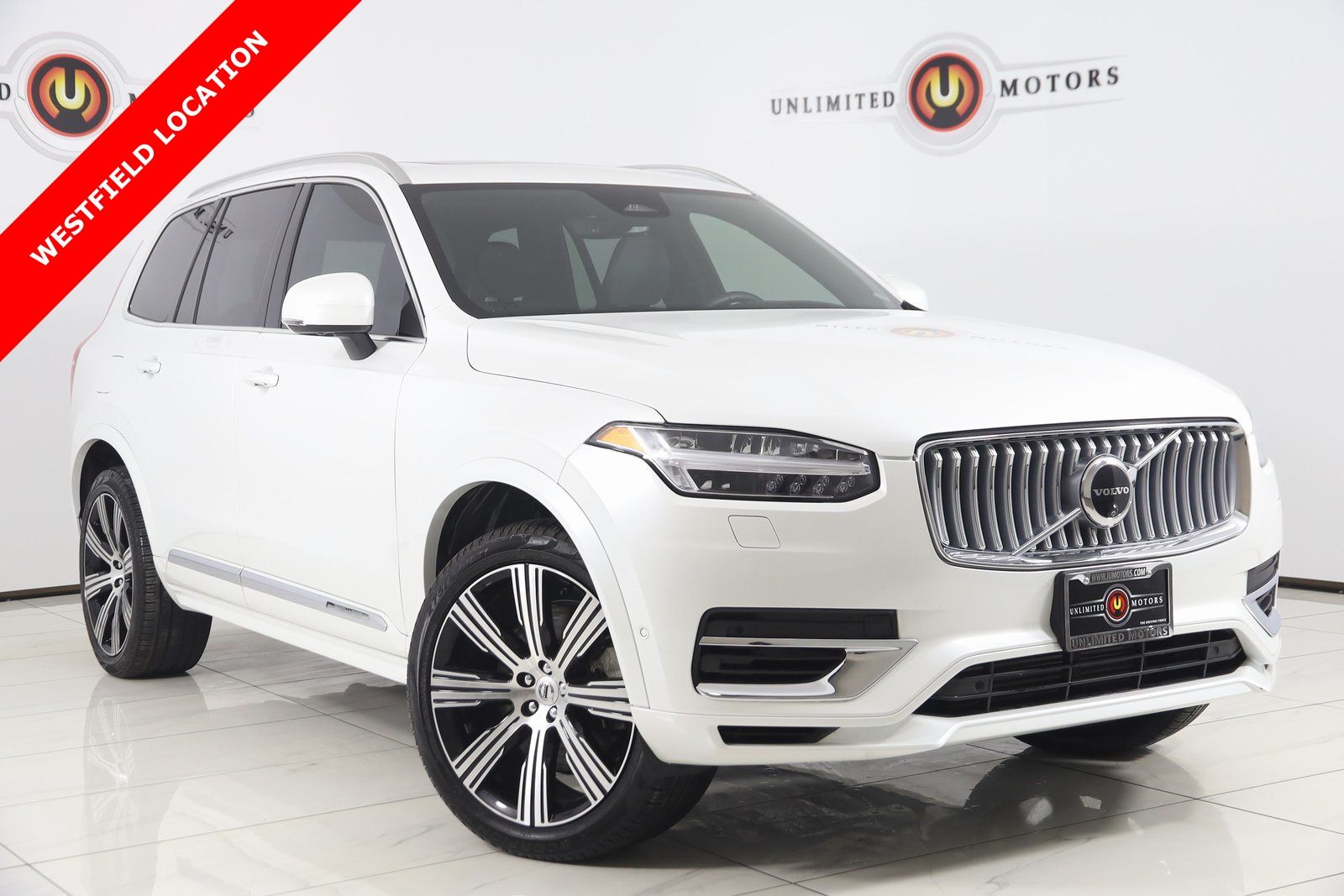 2024 Volvo XC90 Recharge T8 Ultimate Bright Theme 7-Passenger eAWD
