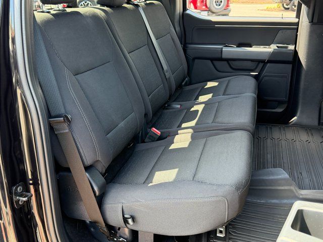 Used 2026 Agate Black Metallic Ford XLT image 35
