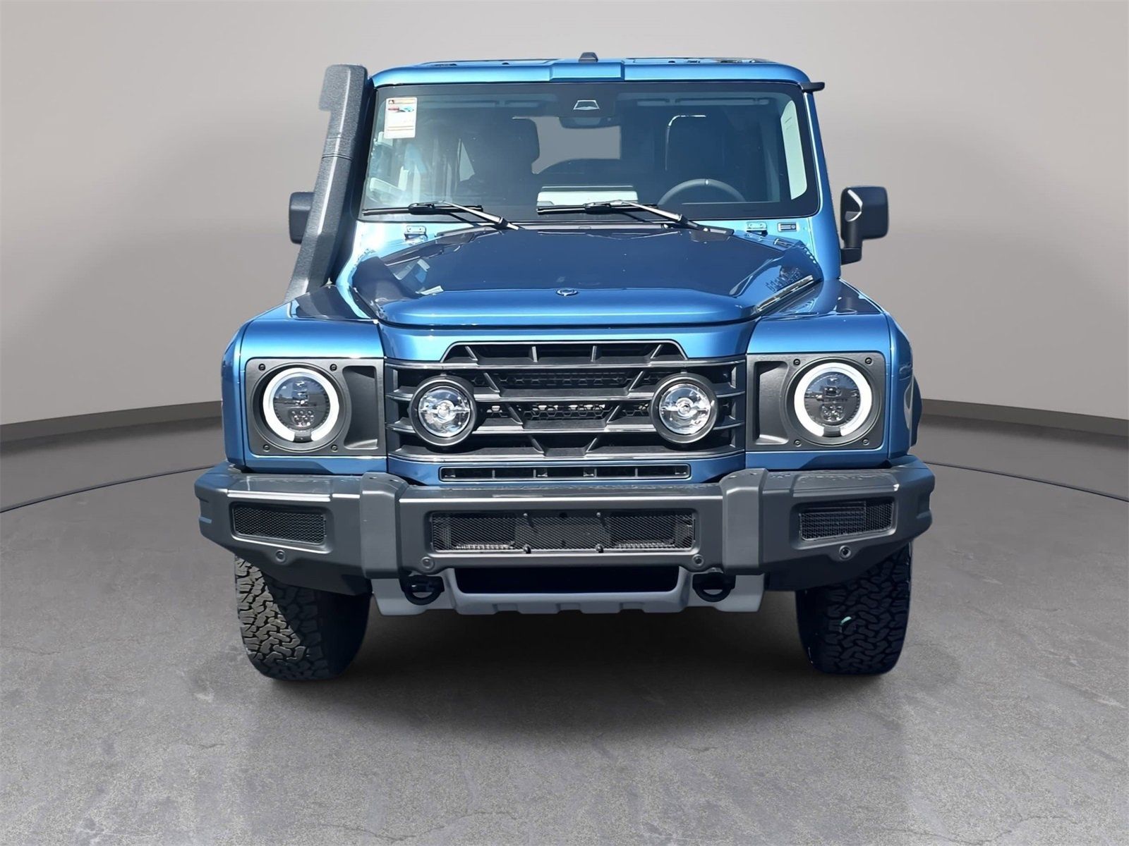 View vehicle photo 2