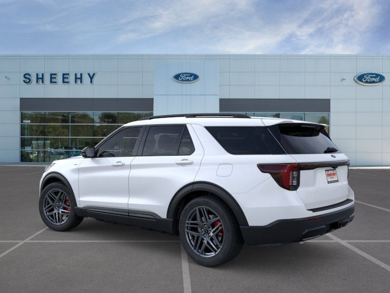 New 2026 Star White Metallic Tri-Coat Ford ST-Line image 6