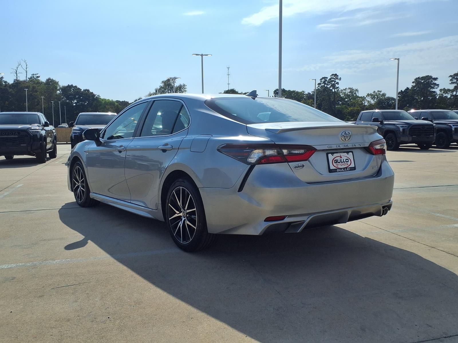 2023 Toyota Camry SE - 1