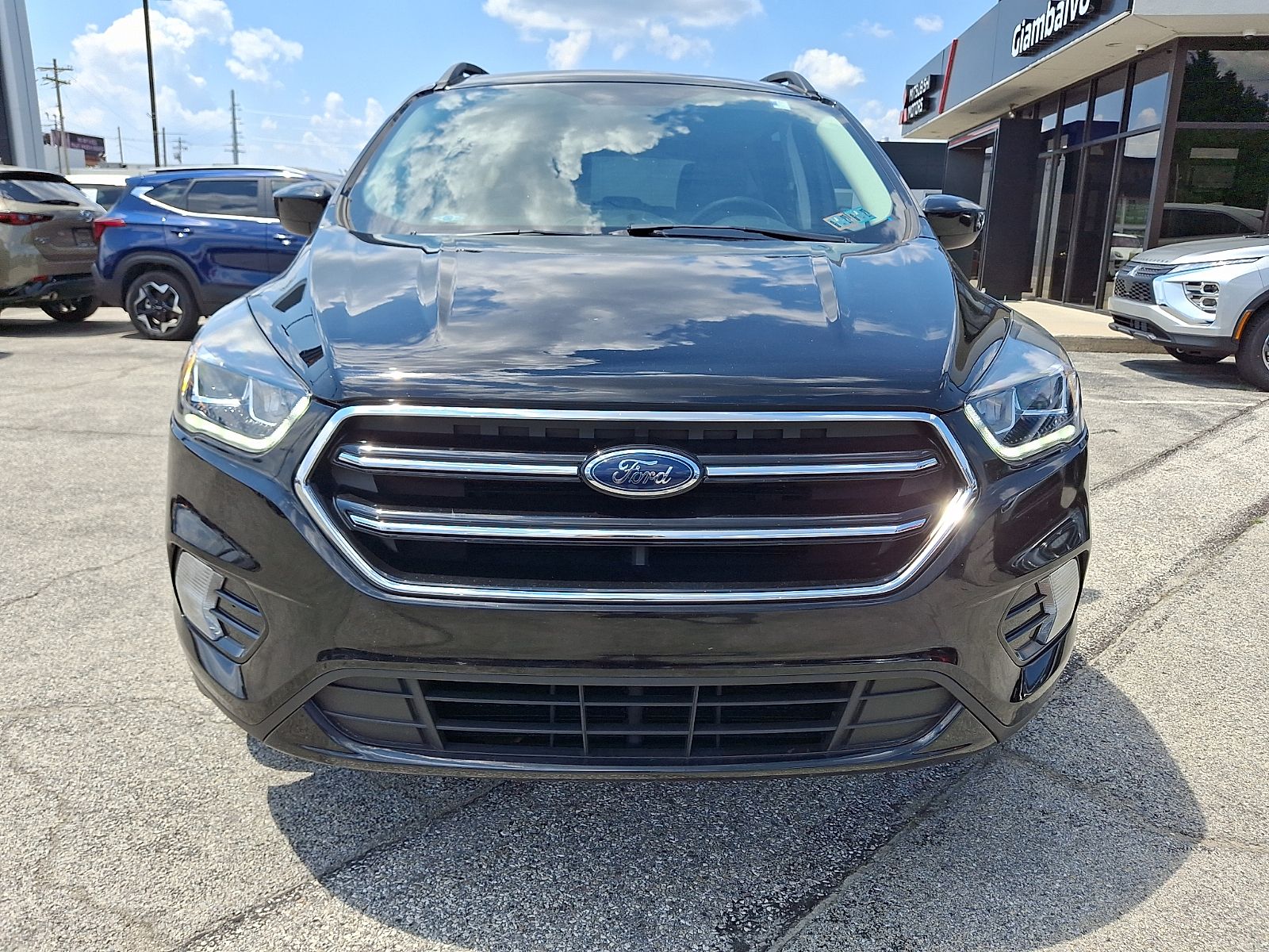 Used 2018 Ford Escape SE with VIN 1FMCU0GD5JUB67633 for sale in York, PA